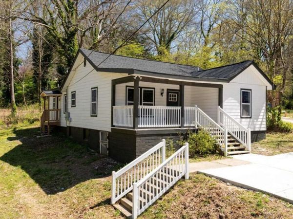 665 S Eugenia Place NW, Atlanta, GA 30318