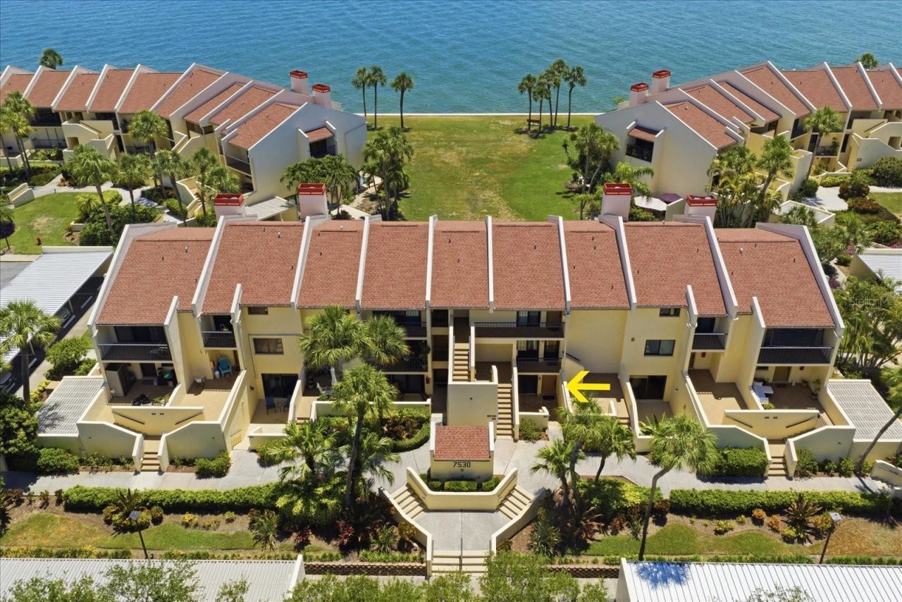 7530 Sunshine Skyway Lane S, Unit T30, Saint Petersburg, FL 33711 Photo