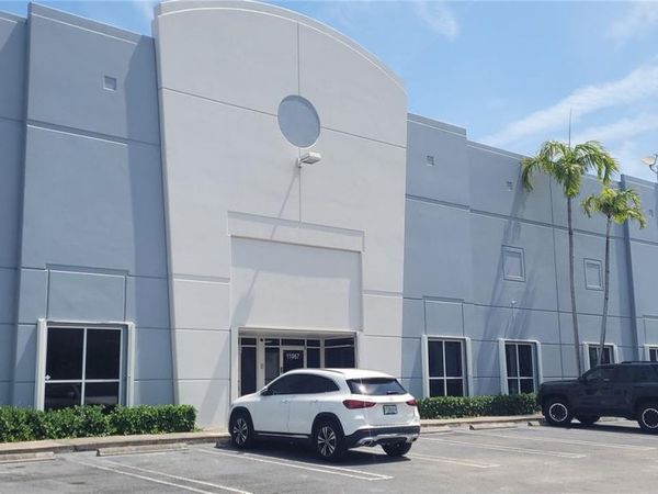 11109 NW 122nd St , Unit 9, Medley, FL 33178