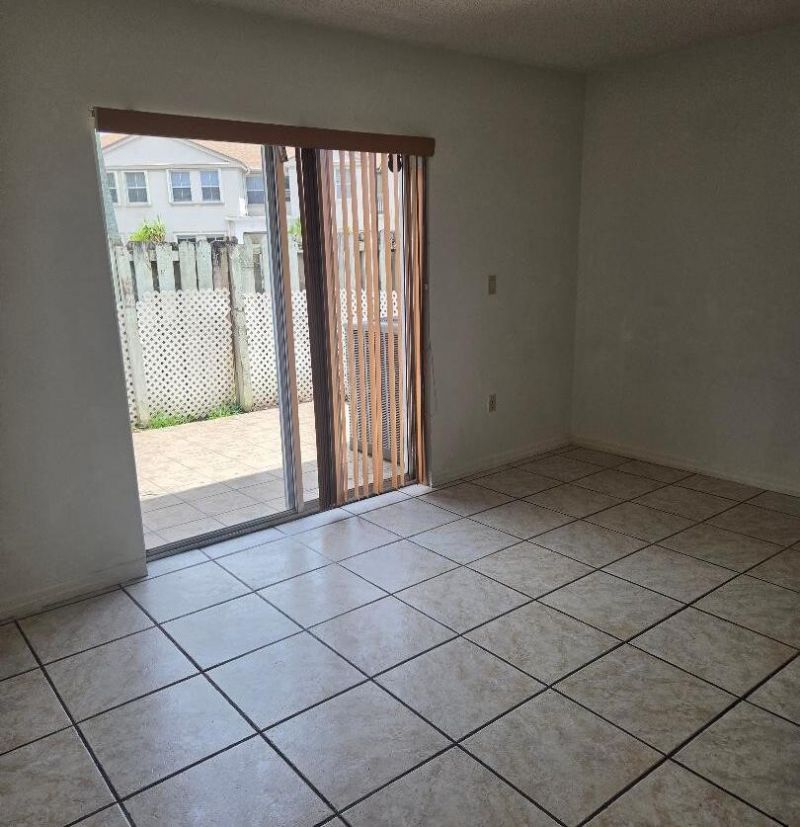 9187 Fontainebleau Boulevard, Unit 419, Miami, FL 33172 Photo
