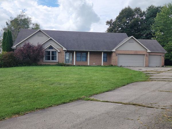 1305 County Road 5, Zanesfield, OH 43360