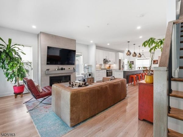 107 Abbe Rd, Little Falls, NJ 07424