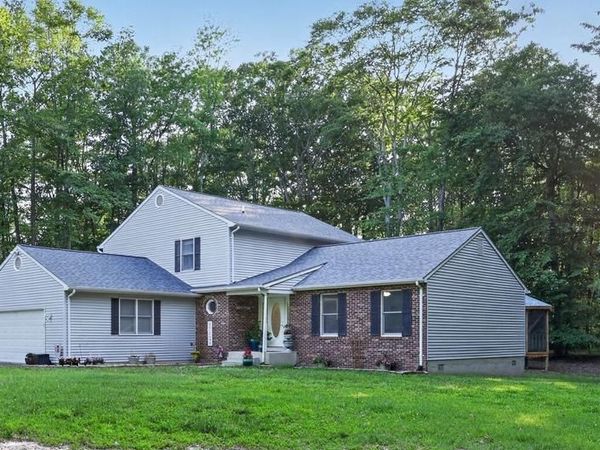 8835 REDBAY RUN, BEL ALTON, MD 20611