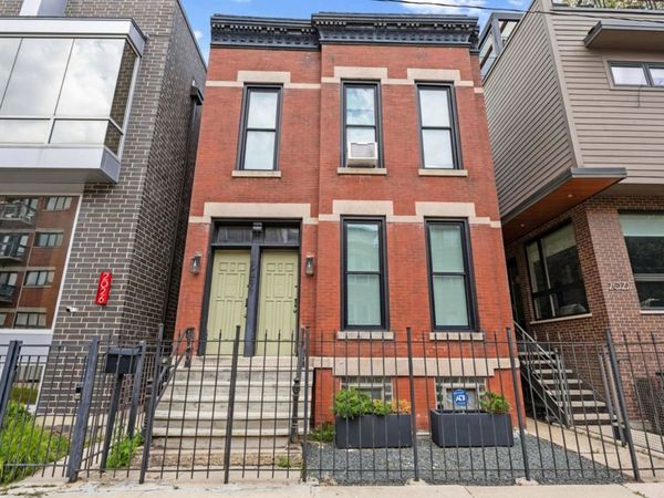 2024 W Superior Street , Chicago, IL 60612