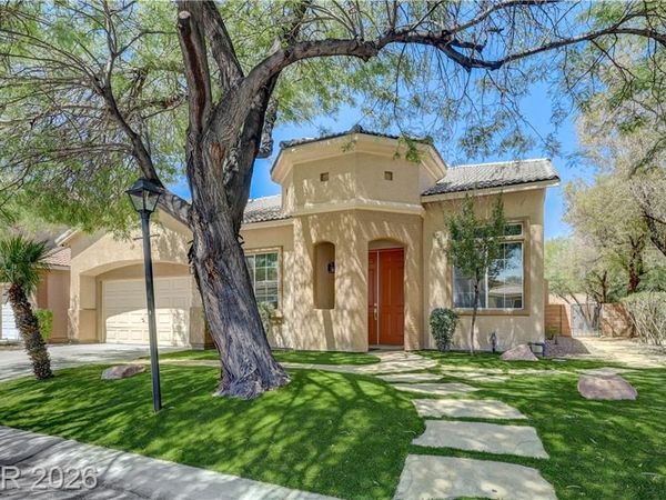 8225 Romantic Sunset Street, Las Vegas, NV 89131