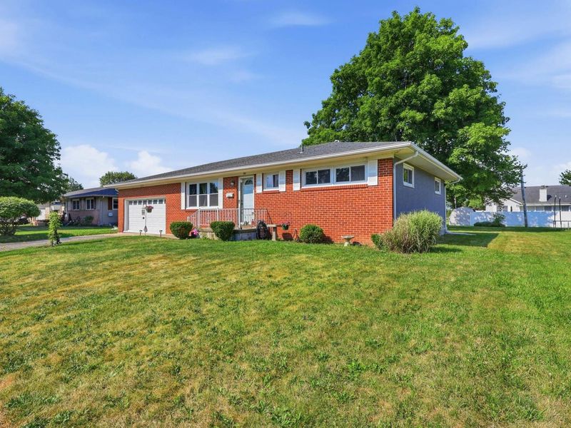 99 Flax Drive, London, OH 43140 Photo 4
