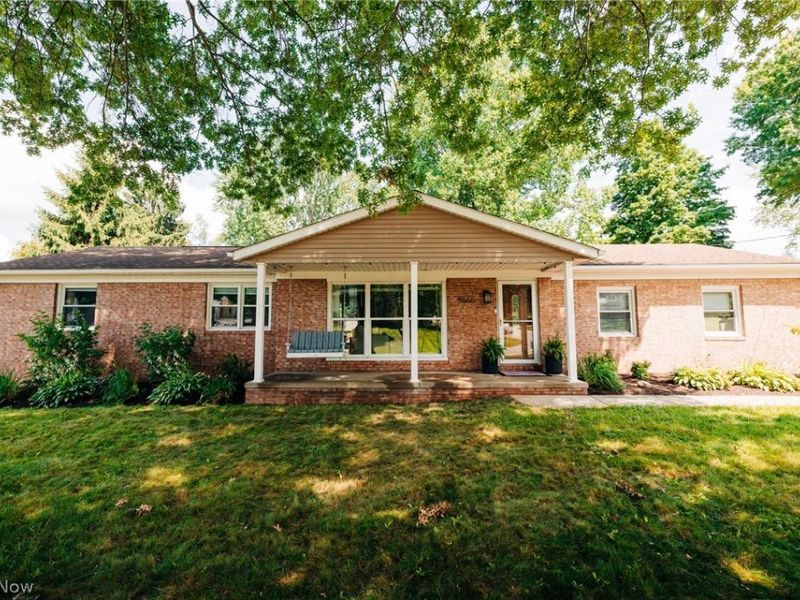 8666 Morning View Avenue NW, Clinton, OH 44216 Photo 2