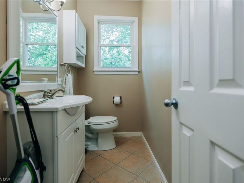 8666 Morning View Avenue NW, Clinton, OH 44216 Photo 24