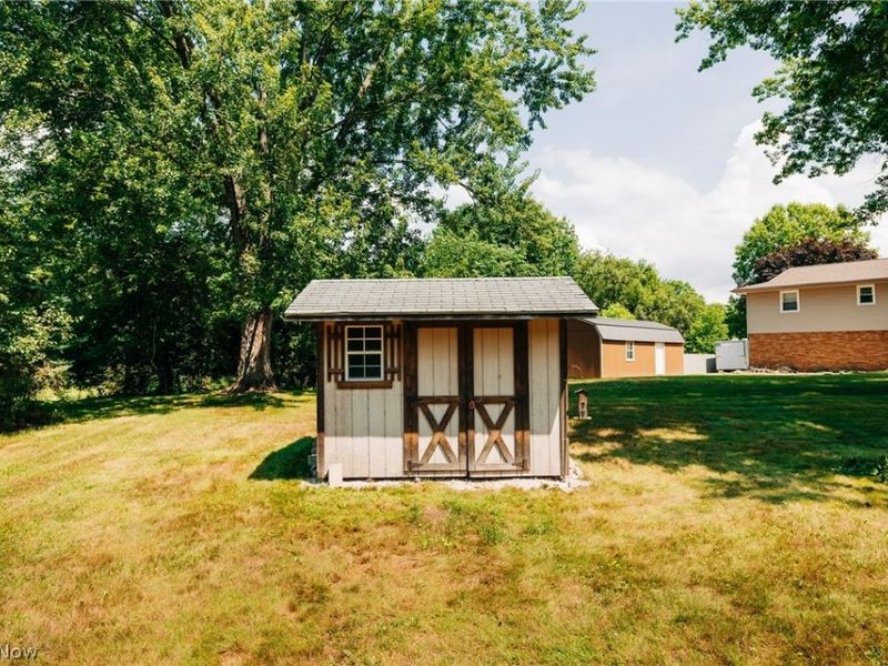 8666 Morning View Avenue NW, Clinton, OH 44216 Photo 39