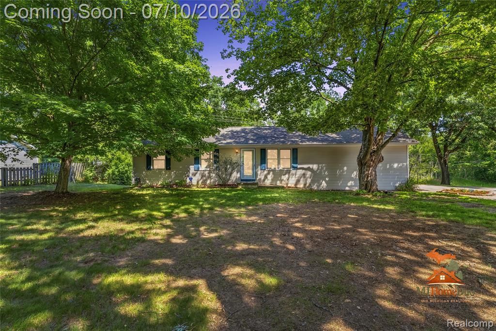 11231 Mcgregor Road, Hamburg Township, MI 48169 Main Photo