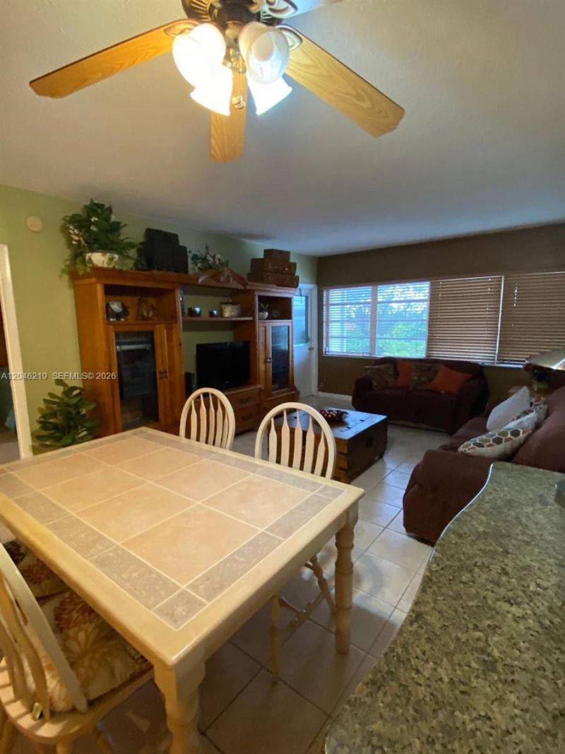 330 SE 2nd St , Unit 403F, Hallandale Beach, FL 33009 Photo