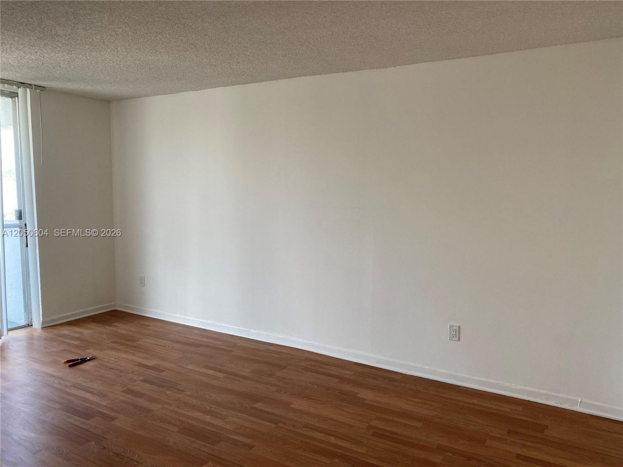 486 NW 165th St Rd , Unit B-307, Miami, FL 33169 Photo