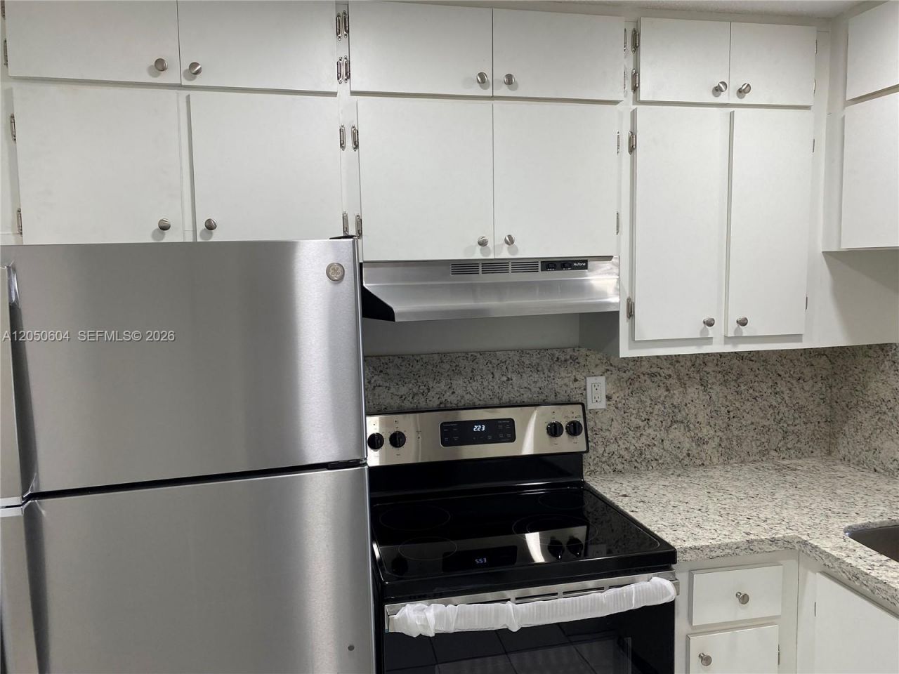 486 NW 165th St Rd , Unit B-307, Miami, FL 33169 Photo