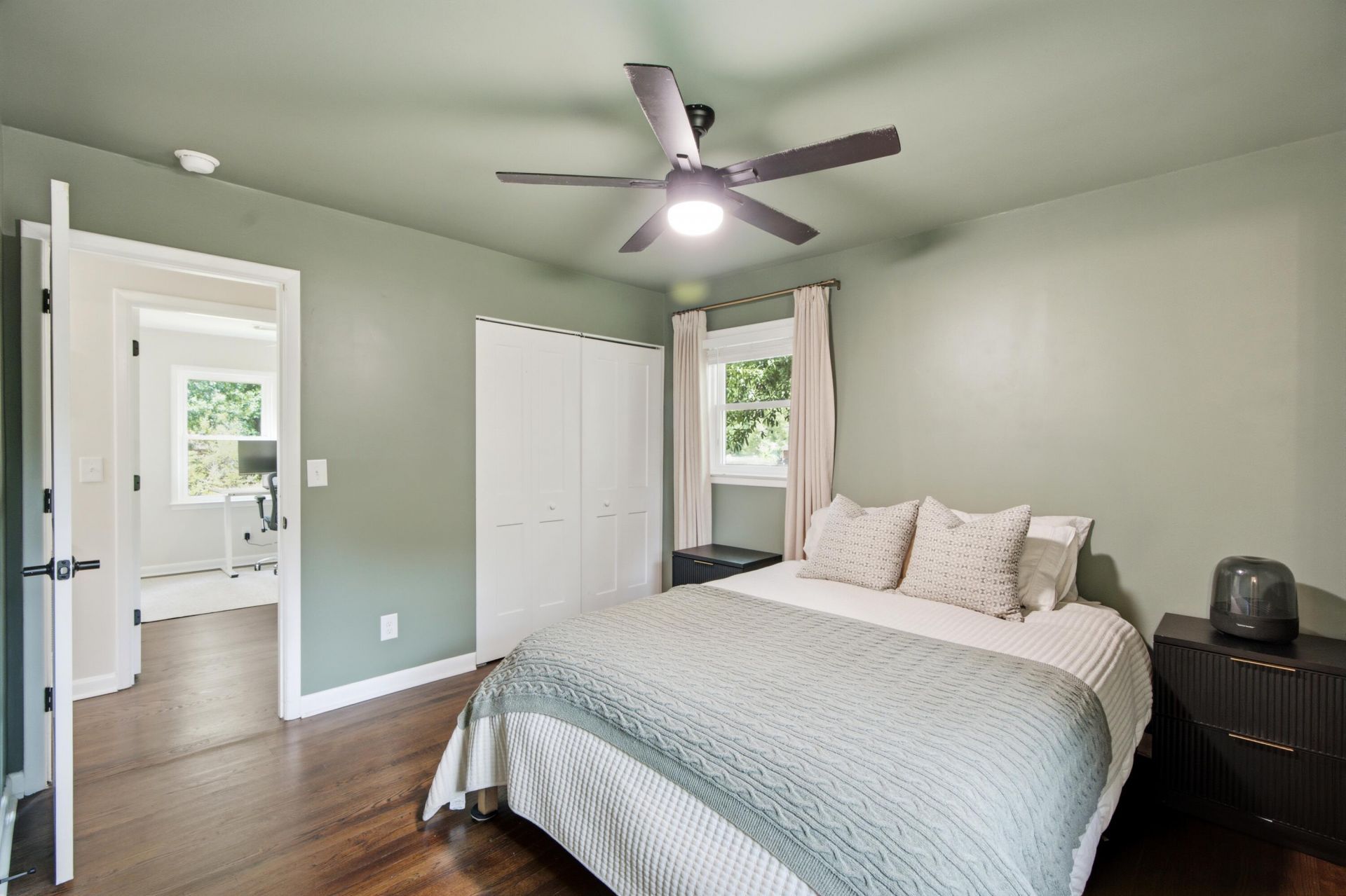 4709 Yardley Drive Photo 4