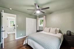 4709 Yardley Drive photo 4