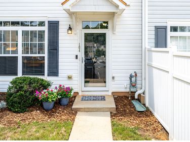2200 Valley Edge Drive, Unit 104, Raleigh, NC 27614