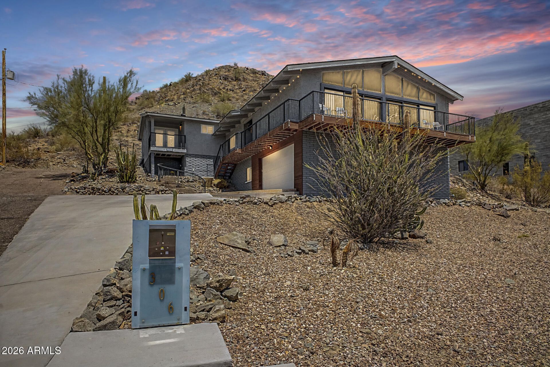 306 W Camino Vista, Phoenix, AZ 85021 Main Photo