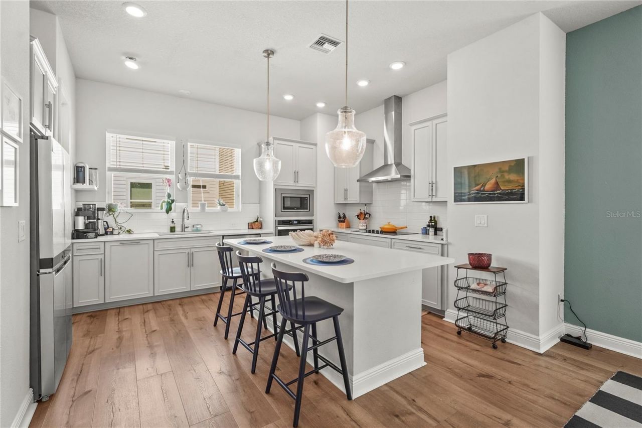 2505 Boone Court , Sarasota, FL 34237 Photo