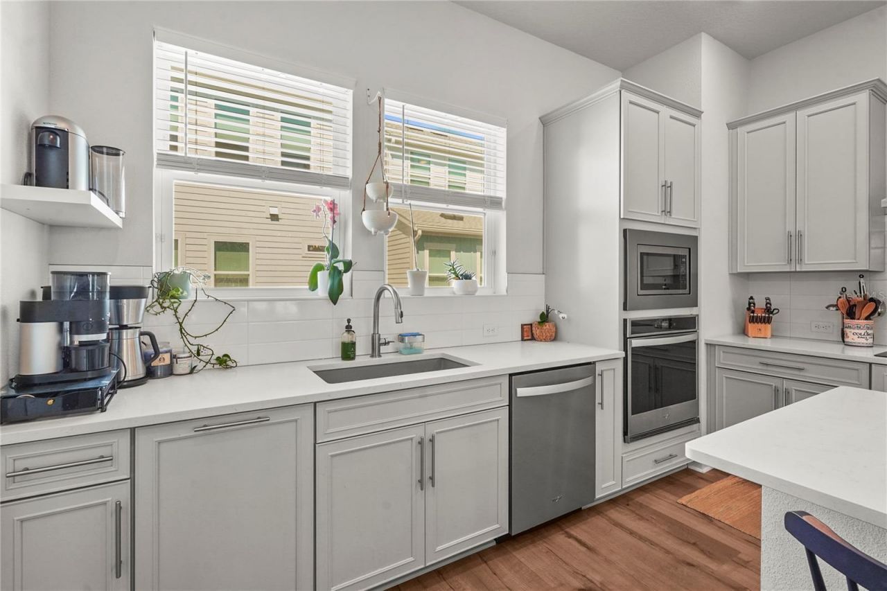 2505 Boone Court , Sarasota, FL 34237 Photo