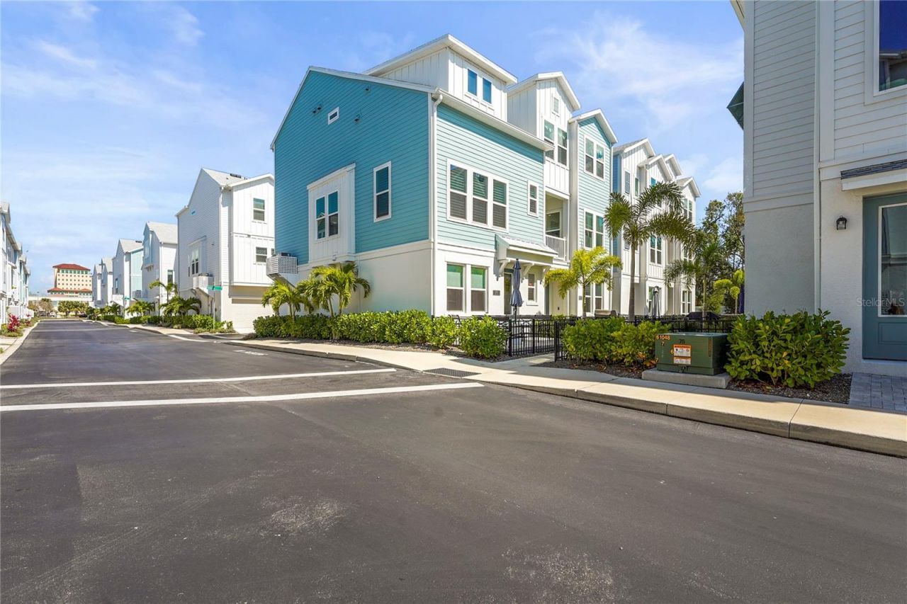 2505 Boone Court , Sarasota, FL 34237 Photo