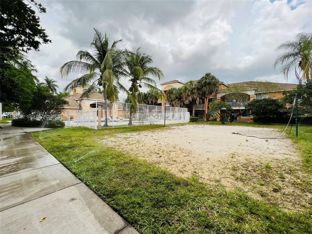 6944 SW 39th Street, Unit B203, Davie, FL 33314 Photo
