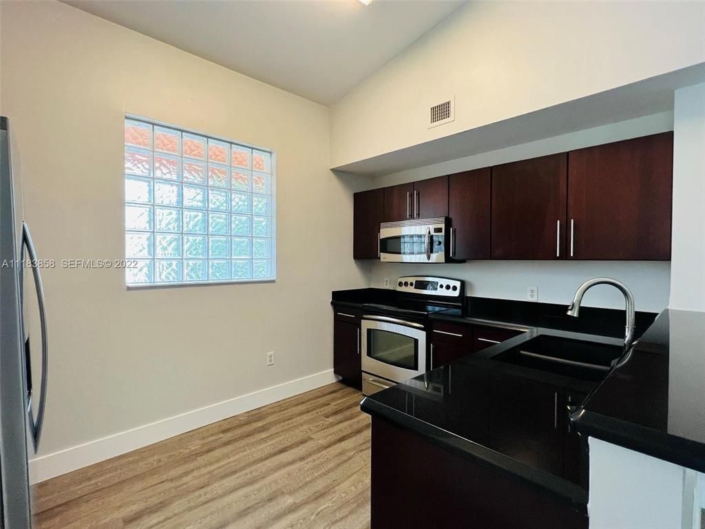 6944 SW 39th Street, Unit B203, Davie, FL 33314 Photo