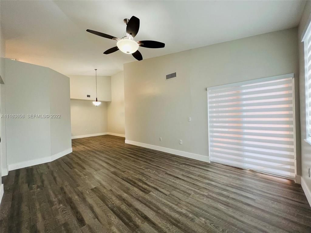 6944 SW 39th Street, Unit B203, Davie, FL 33314 Photo