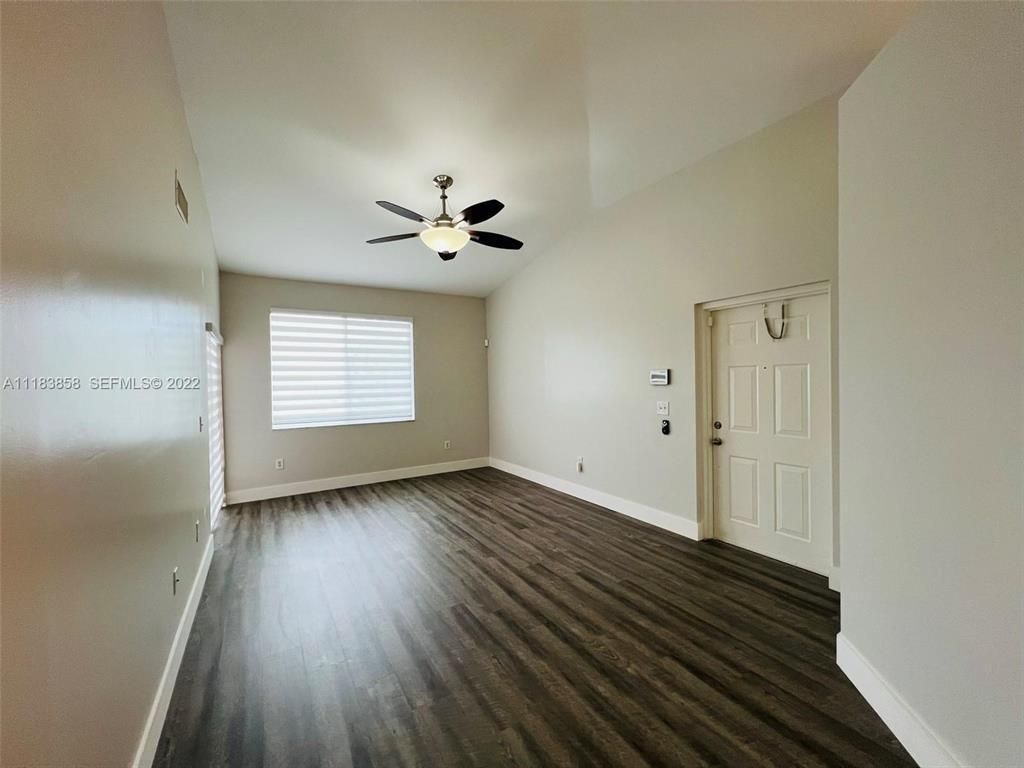 6944 SW 39th Street, Unit B203, Davie, FL 33314 Photo