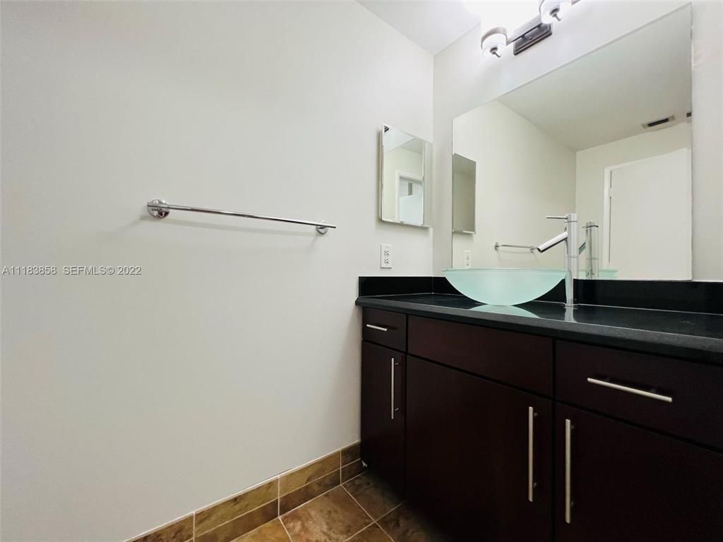 6944 SW 39th Street, Unit B203, Davie, FL 33314 Photo