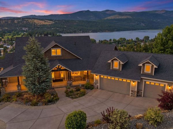 375 S LEGEND TREE Dr, Liberty Lake, WA 99019