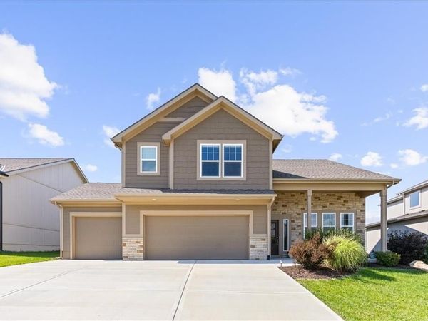 31408 W 85th Terrace, De Soto, KS 66018