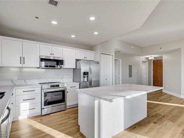 8255 Las Vegas Boulevard, Unit 201, Las Vegas, NV 89123