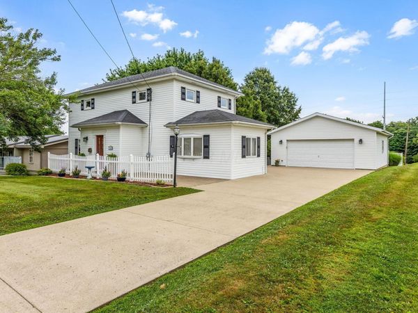 113 Long Street, New Lexington, OH 43764