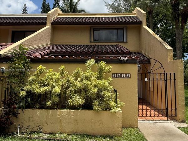 Unit 74E, Doral, FL 33178