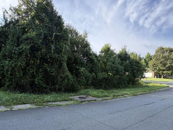 Lot 9 Somersett , Arkadelphia, AR 71923