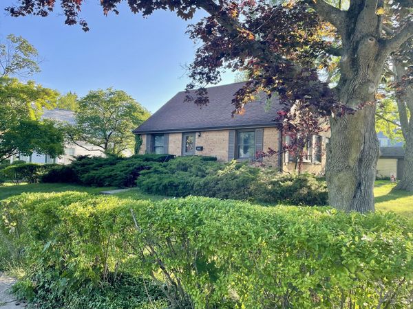 2308 Coles Avenue, St. Joseph, MI 49085