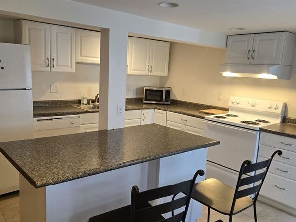 113 Oak Ridge Dr, Unit B, Ayer, MA 01432