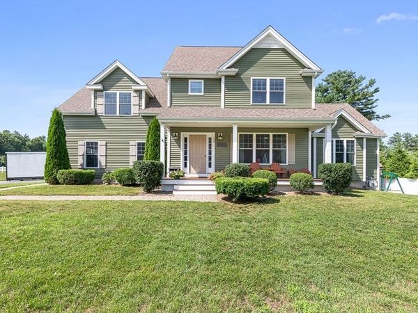 52 Waterford Cir, Dighton, MA 02715