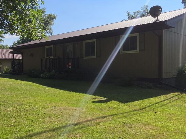 19701 520Th Street, Centerville, IA 52544