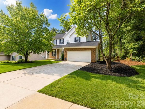 12819 Matisse Lane, Charlotte, NC 28215