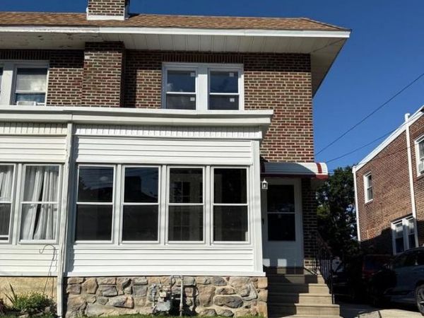 7 W COOKE AVENUE , GLENOLDEN, PA 19036