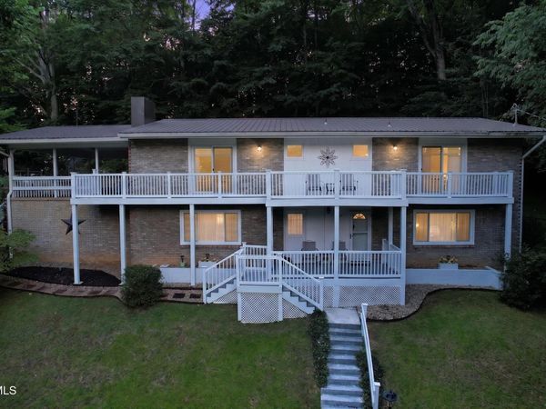 1607 Seward Drive, Johnson City, TN 37604