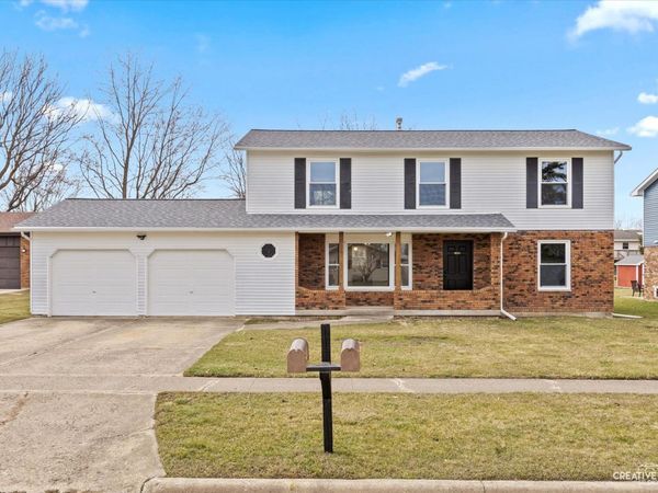 1643 Park Avenue , Sycamore, IL 60178