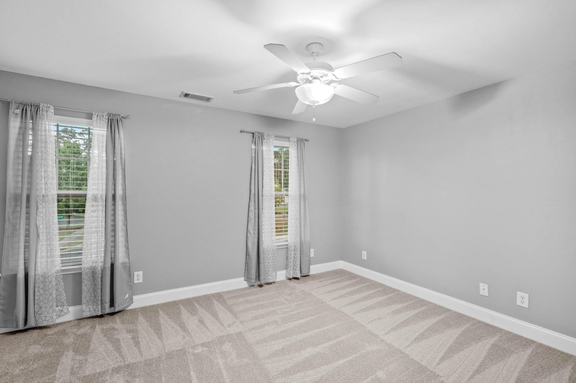 271 Hearthstone Drive Photo 27