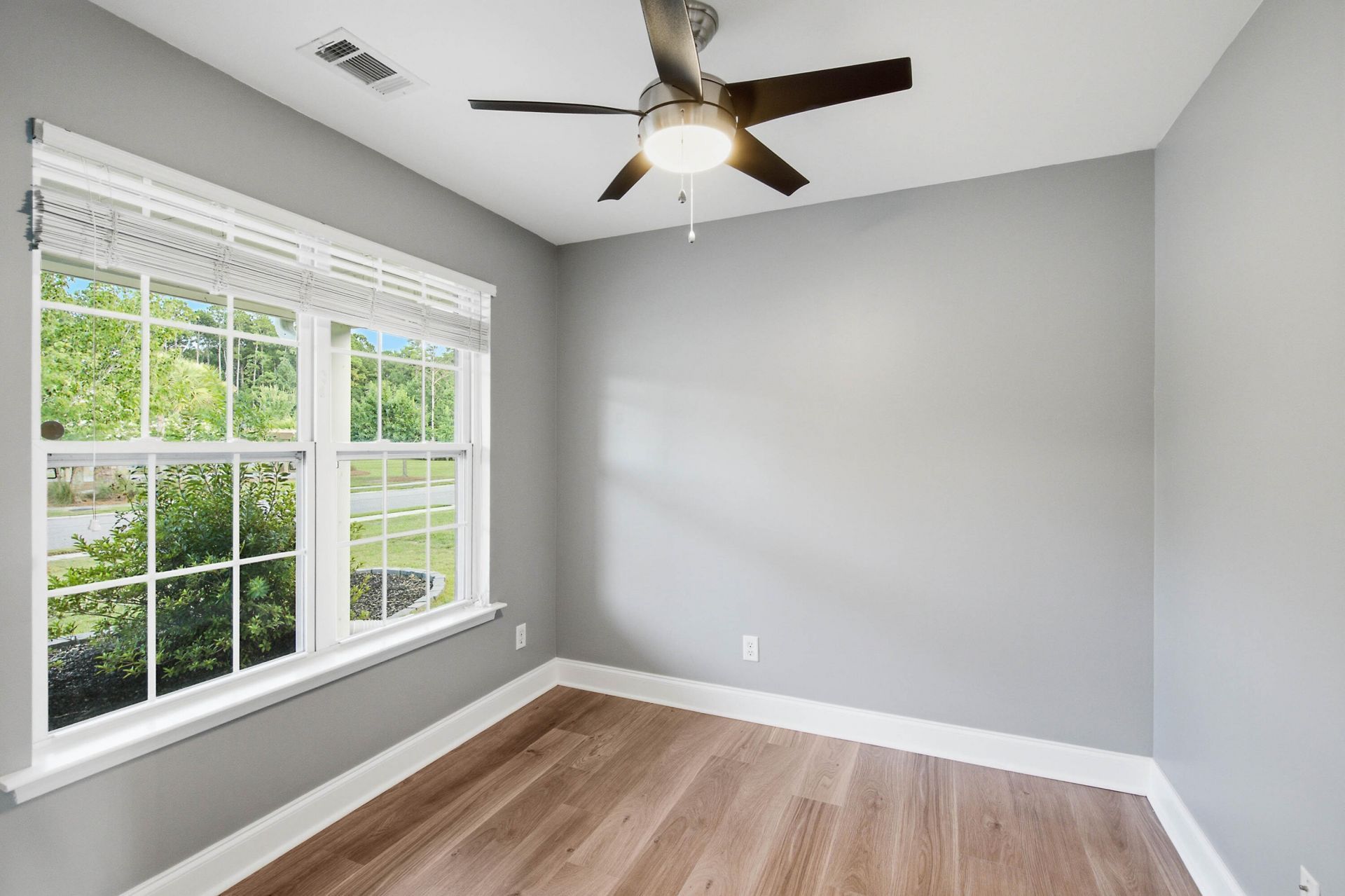 271 Hearthstone Drive Photo 36