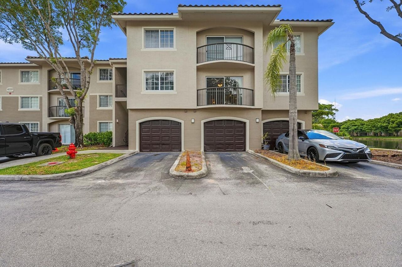 4159 N Haverhill Road, Unit 1304, West Palm Beach, FL 33417 Photo