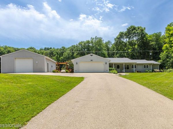 1790 Kent Road, Brandon Township, Mi 48462