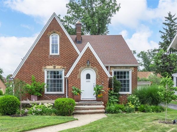 16800 Pilgrim Avenue , Cleveland, OH 44111