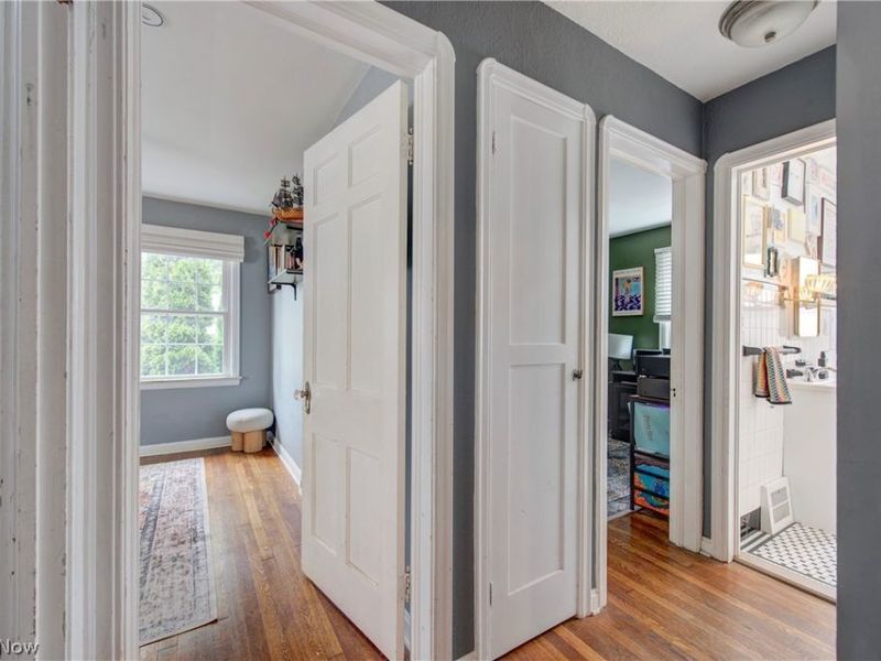 16800 Pilgrim Avenue, Cleveland, OH 44111 Photo 21