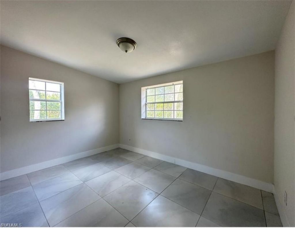 2240 Estey Ave , Naples, FL 34104 Photo